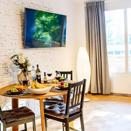 Modernes L Oasis L Mit Balkon Naehe Hauptbahnhof Apartment *