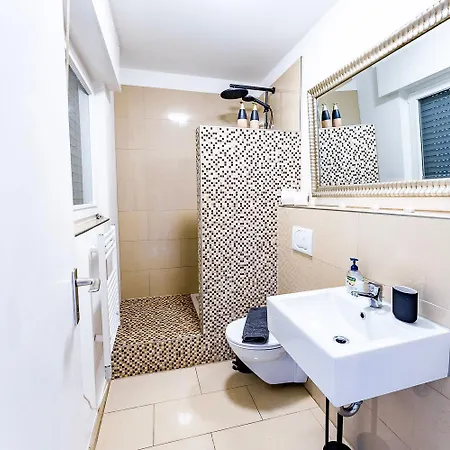 Modernes L Oasis L Mit Balkon Nähe Hauptbahnhof Apartment *